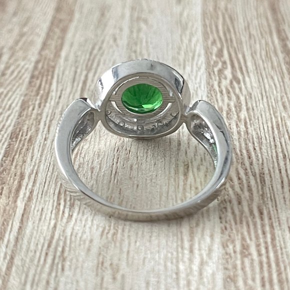 Round Simulated Emerald Halo Ring w/ Looping Split Shank - 925 Sterling Silver - Picture 3 of 5